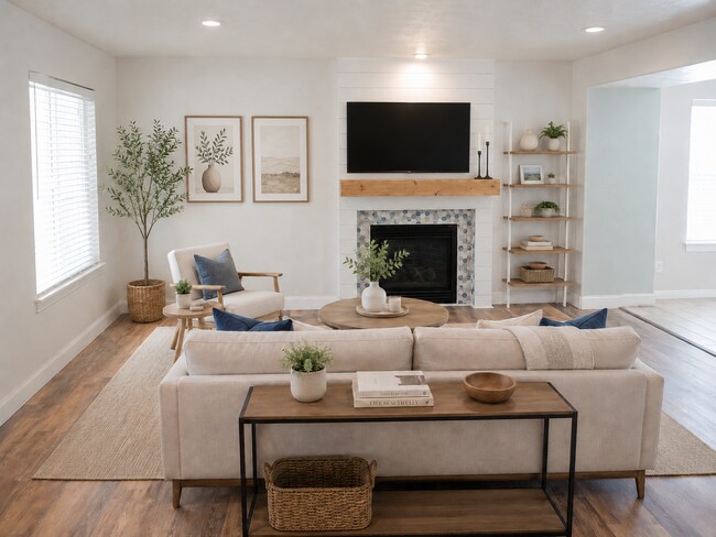 Foto del edificio - Spacious Herriman Home Featuring a Large, Well-Maintained Fenced Backyard and Basement