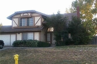 Building Photo - 3066 N Apple Ave
