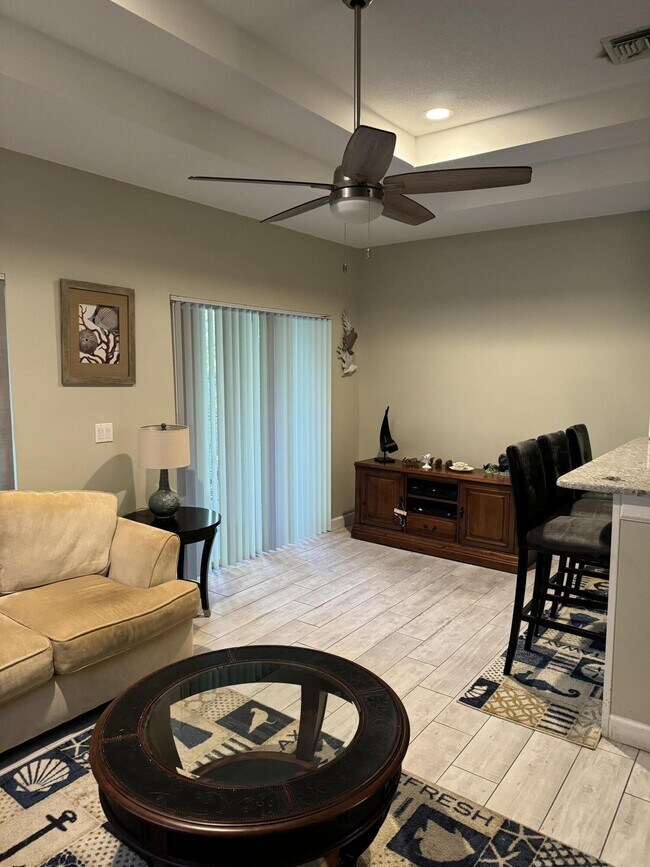 Foto del edificio - 8313 Mulligan Cir