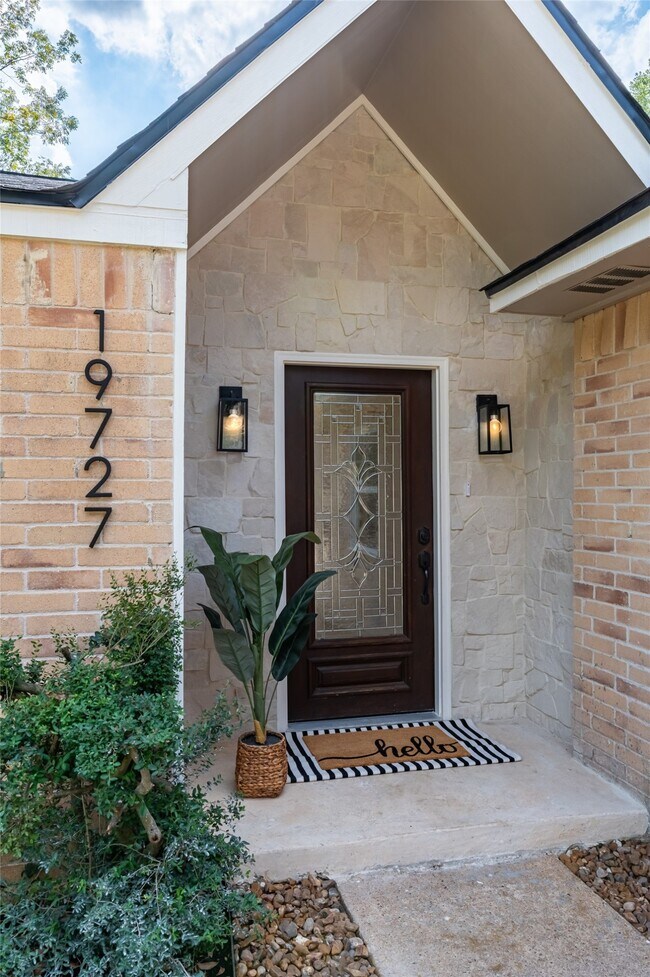 Foto del edificio - 19727 Redroot Dr