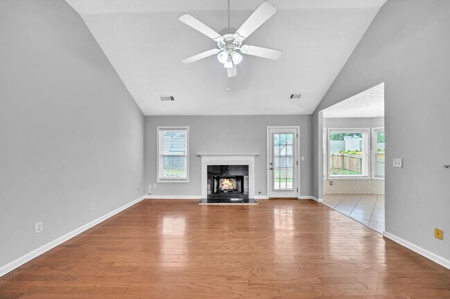 Foto del edificio - 825 Chatham Park Dr SW