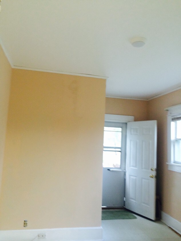 Foto principal - 1464 E 14th St