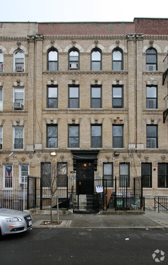 Foto principal - 147 Starr St