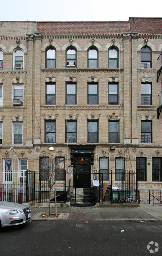 Primary Photo - 147 Starr St
