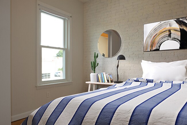 Building Photo - 2.0 bedroom in Somerville Massachusetts 02145