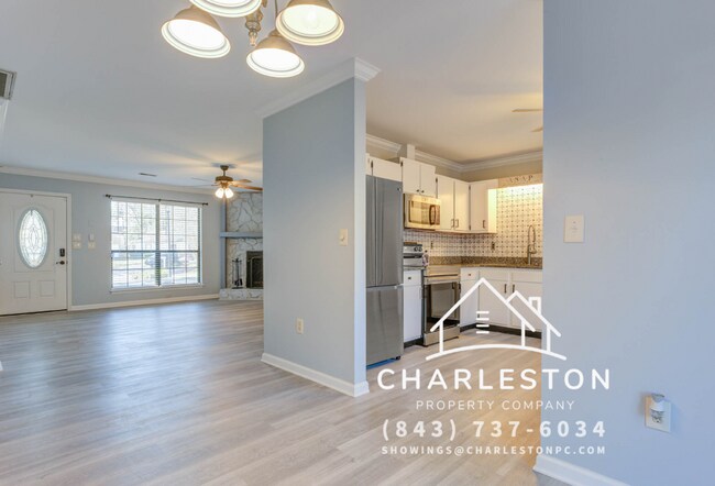 Foto del edificio - Three bedroom home in North Charleston!