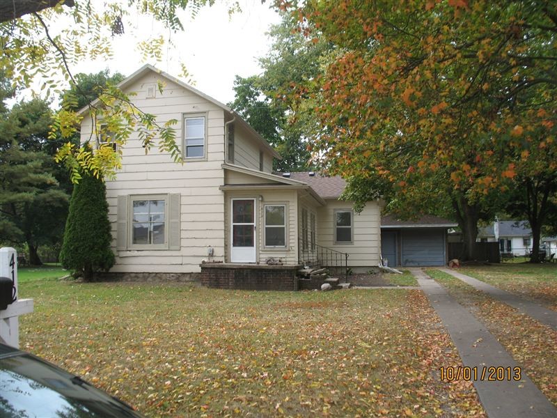 Building Photo - 412 Merritt St