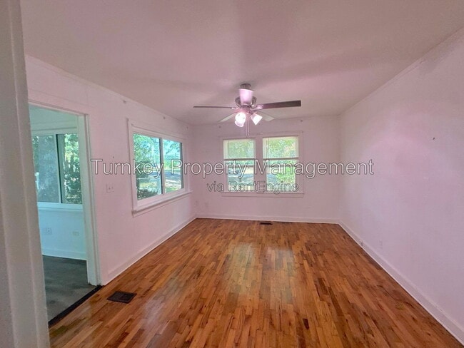 Building Photo - 16804 Lamarche Dr