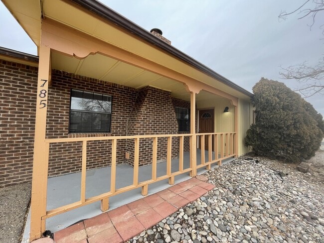 Foto del edificio - 785 Hydra Rd SE