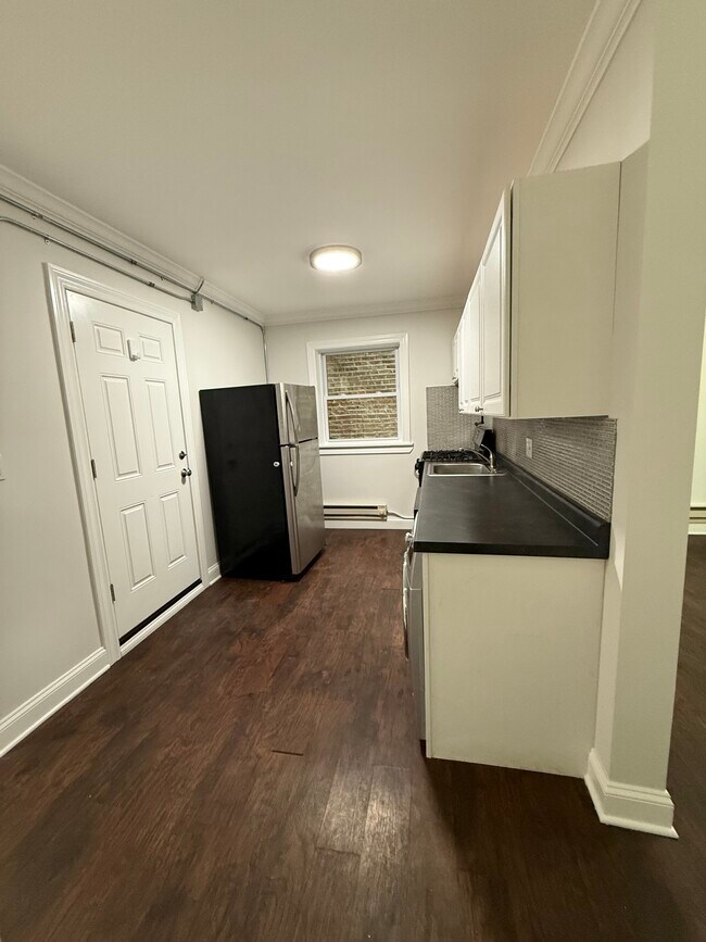 Foto del edificio - 2113 W Giddings St