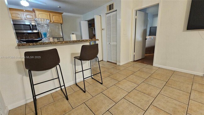 Foto del edificio - 4092 NW 87th Ave