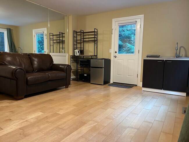 Foto del edificio - 435 Hubbard Gulch Rd