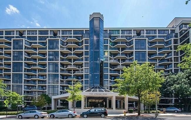 Building Photo - 1530 Key Blvd