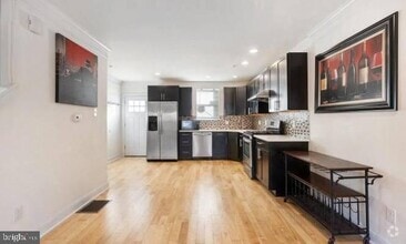 Building Photo - 1347 S 20th St