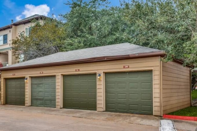 Building Photo - 2 bedroom in Austin TX 78726