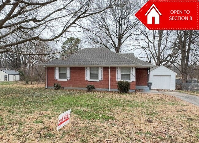 Charming 3BR Home with Large Backyard – Section 8 Welcome - Charming 3BR Home with Large Backyard – Section 8 Welcome