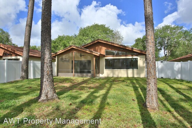 Building Photo - 3 br, 2 bath House - 31 Lago Vista Place