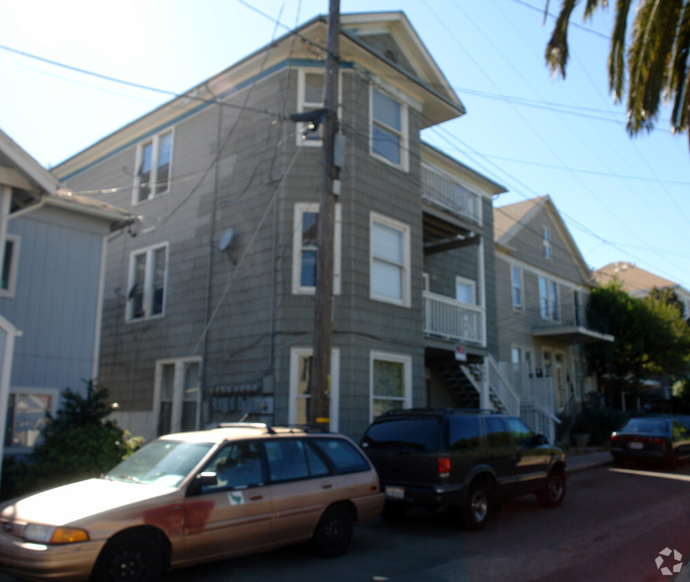 Building Photo - Point Richmond Apartments