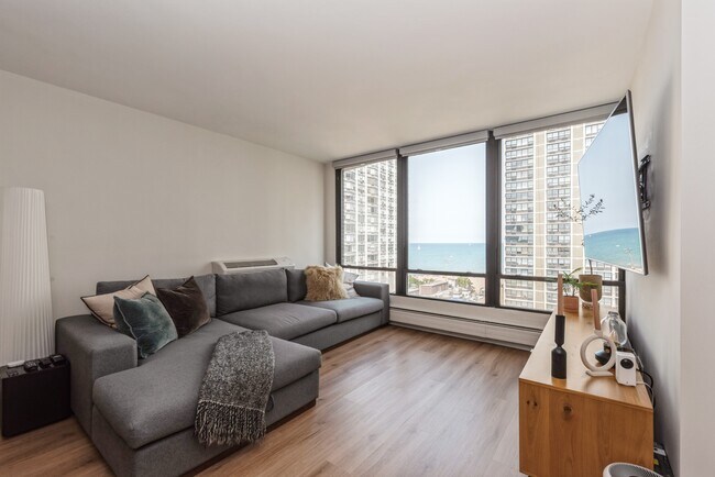 Foto del edificio - 5740 N Sheridan Rd