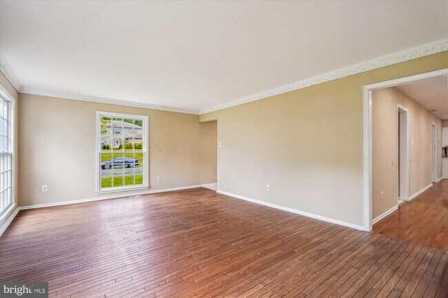 Building Photo - 6603 Tina Ln