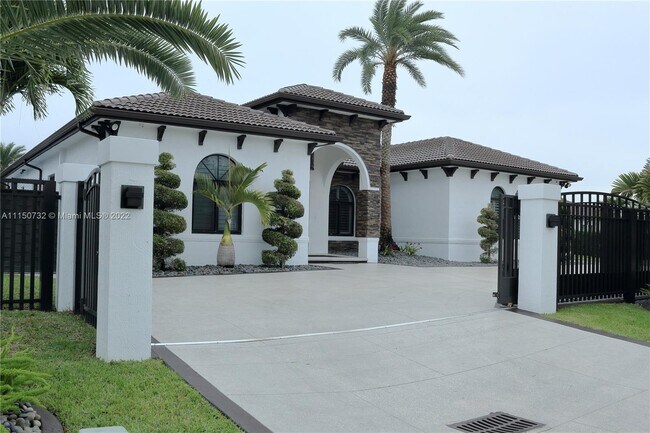 Building Photo - 13035 SW 210th Terrace