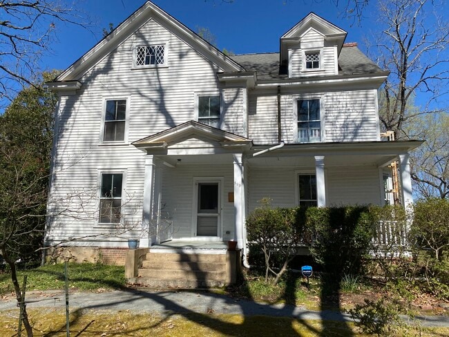 Building Photo - 509 North St