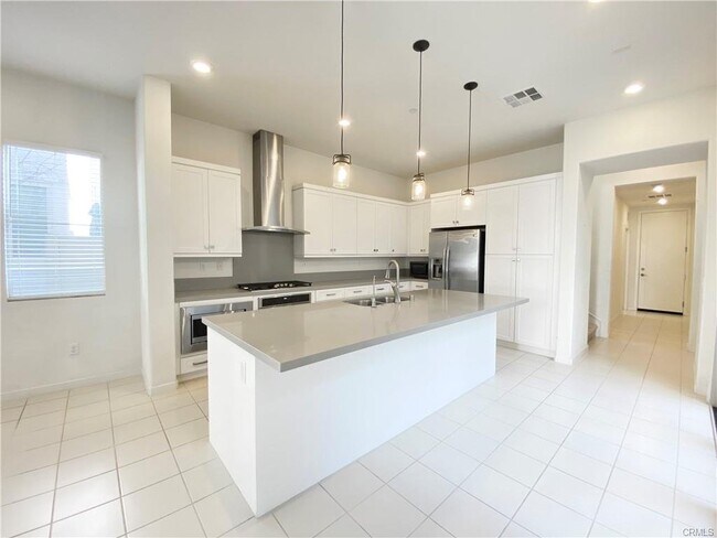 Foto del edificio - 147 Terrapin, Irvine, CA 92618 - 3 BR 4 BA...