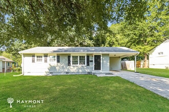 Building Photo - 1026 Woodhill Dr Building Photo - 1026 Woodhill Dr