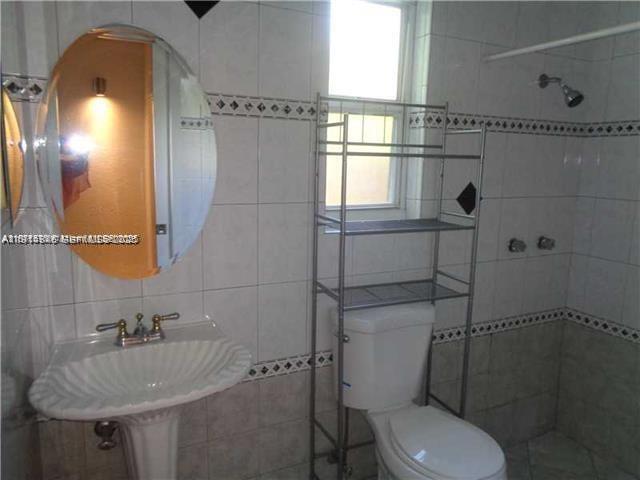 Foto del edificio - 11511 NW 33rd St