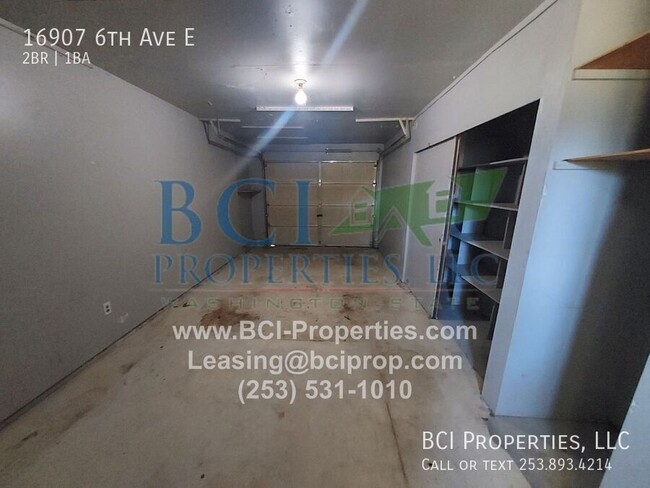 Building Photo - 16907 6th Ave E