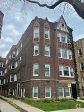 Building Photo - 2042 W Farragut Ave