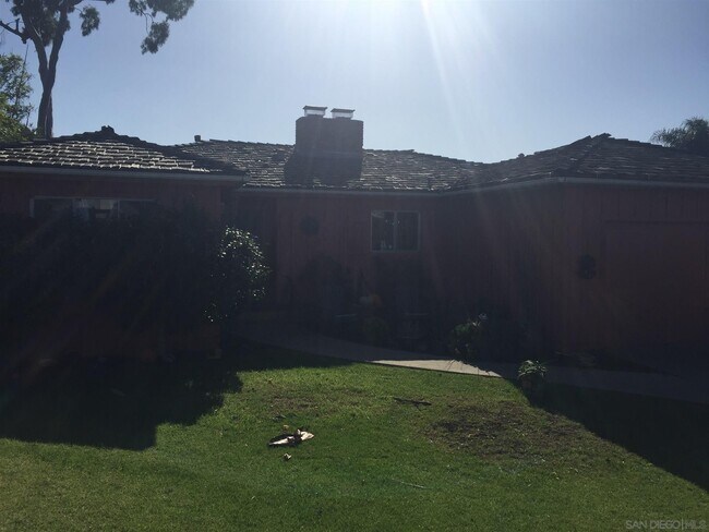 Building Photo - 4323 Piedmont Dr