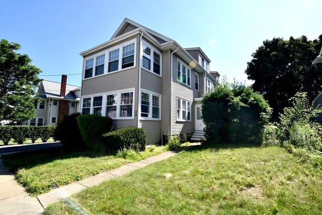 Building Photo - 22 Carver Rd