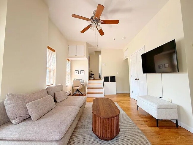 Building Photo - "Chic 1-Bedroom Urban Retreat in Vibrant Jersey City – Perfect Location!"