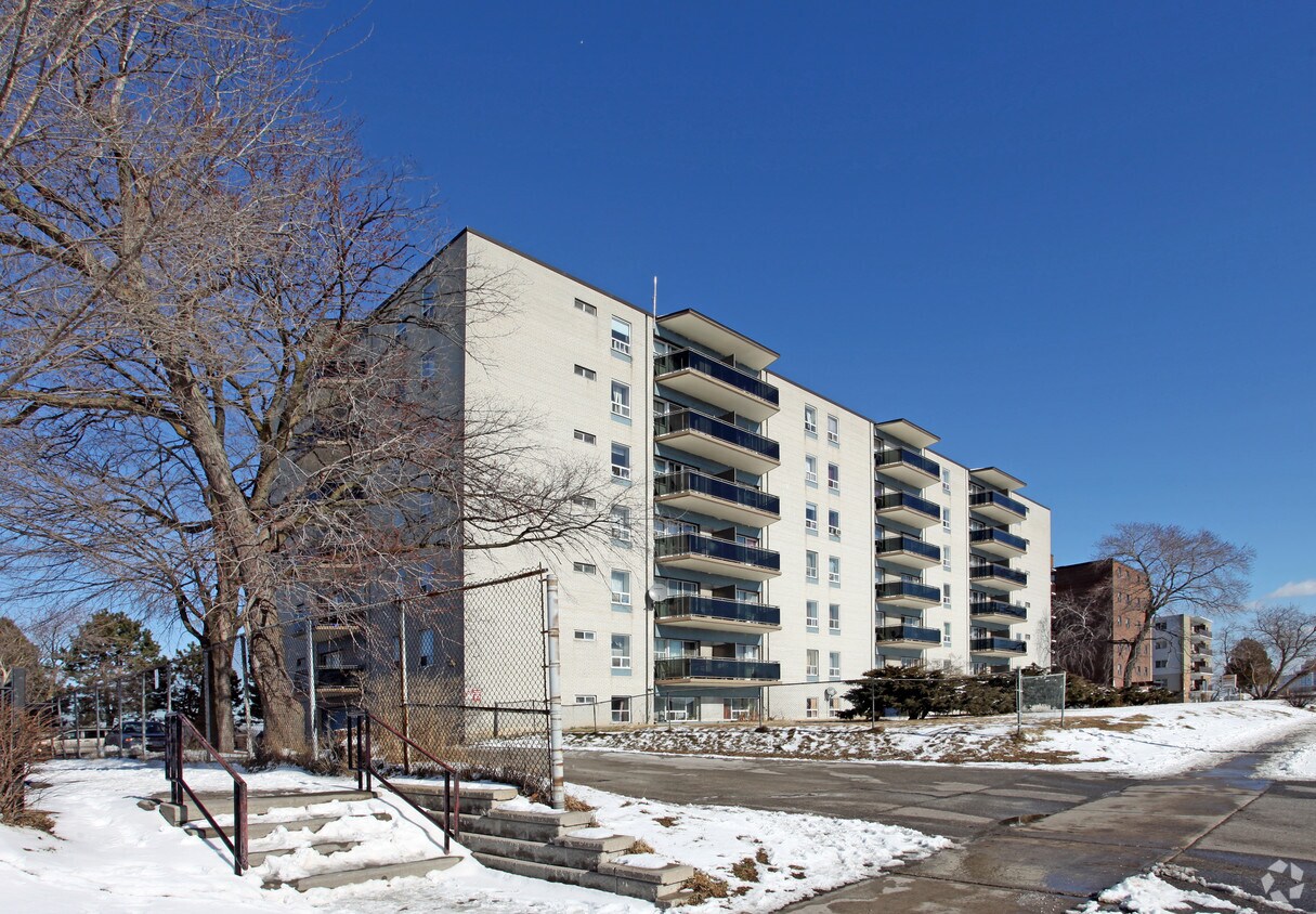 Photo principale - Lawrence Place Apartments