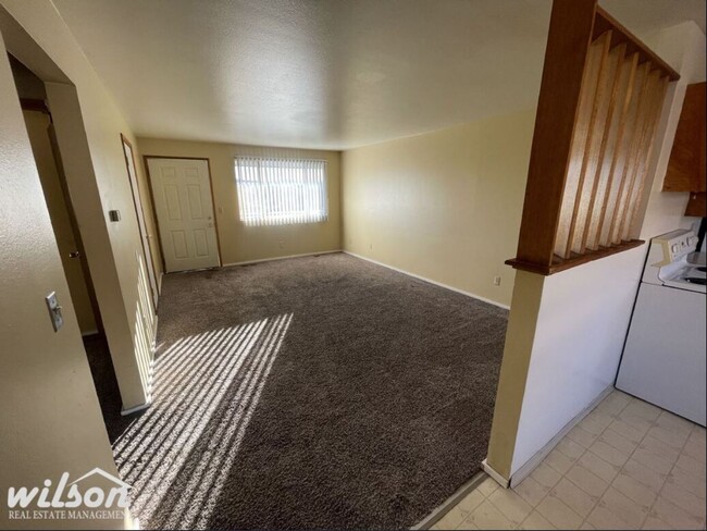 Building Photo - 8101 - 8103  Tieton Drive (11-05)