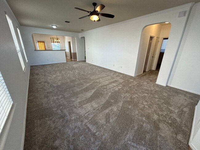 Foto del edificio - AVAILABLE NOW! 3 Bedroom / 2 Bath Home Nea...