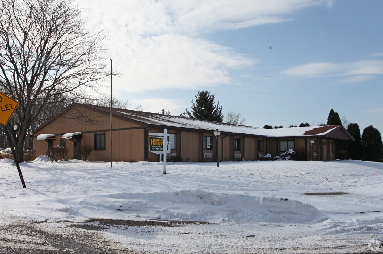 Primary Photo - 2300 Cambury St