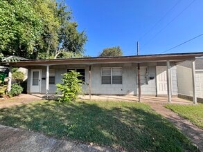 Building Photo - 813 2nd Ave N
