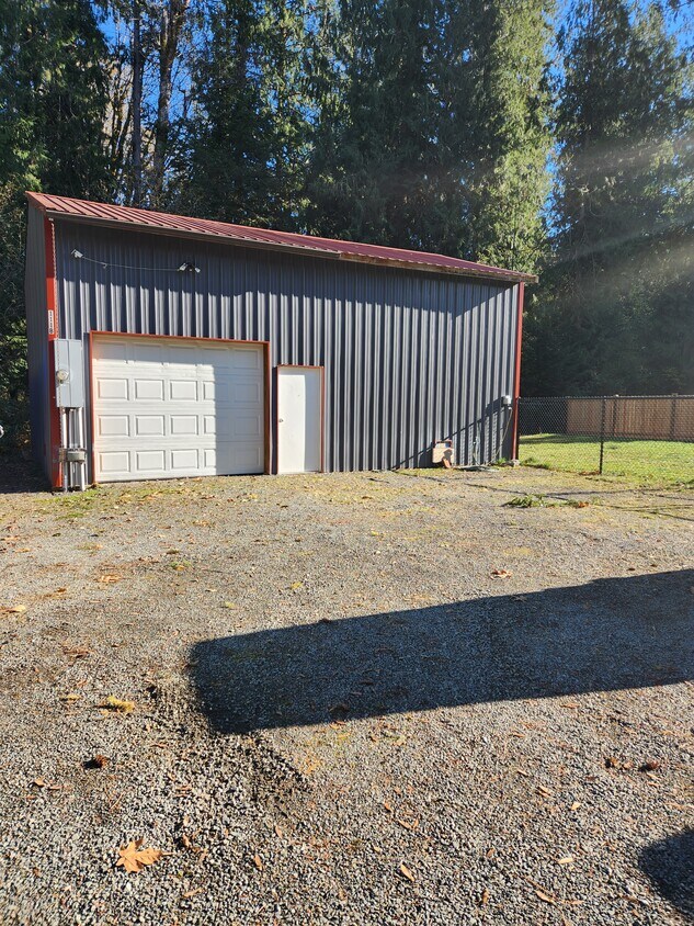 Primary Photo - 111 Elkhorn Dr