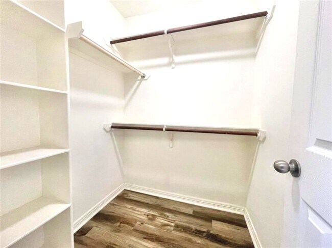 Foto del edificio - 1622 Cohn St