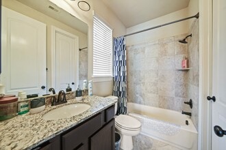 Building Photo - 2523 Crossvine Dr