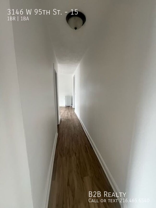Building Photo - 3146 W 95th St