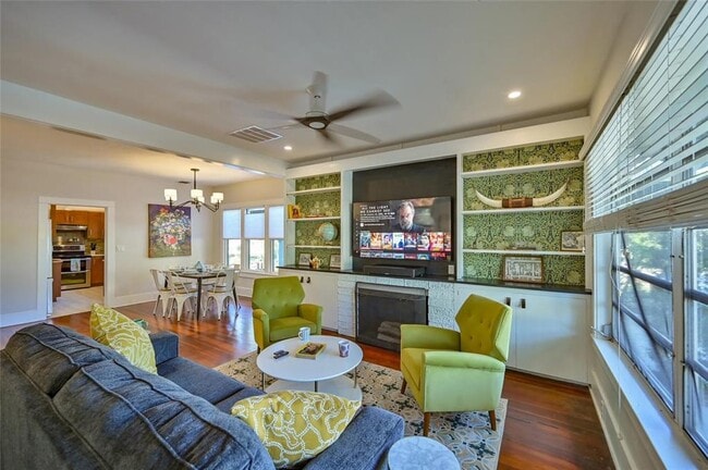 Foto del edificio - 2408 Hillview St