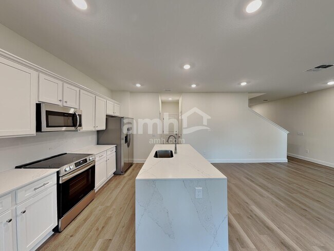 Foto del edificio - 5986 Pinewood Ests Dr