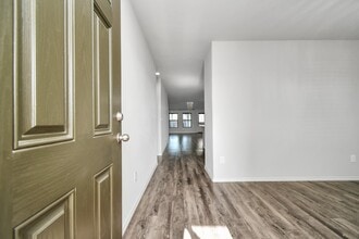 Building Photo - 14510 Breezy Orch Trail