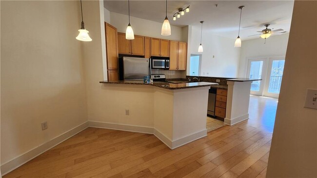 Building Photo - 799 Hammond Dr