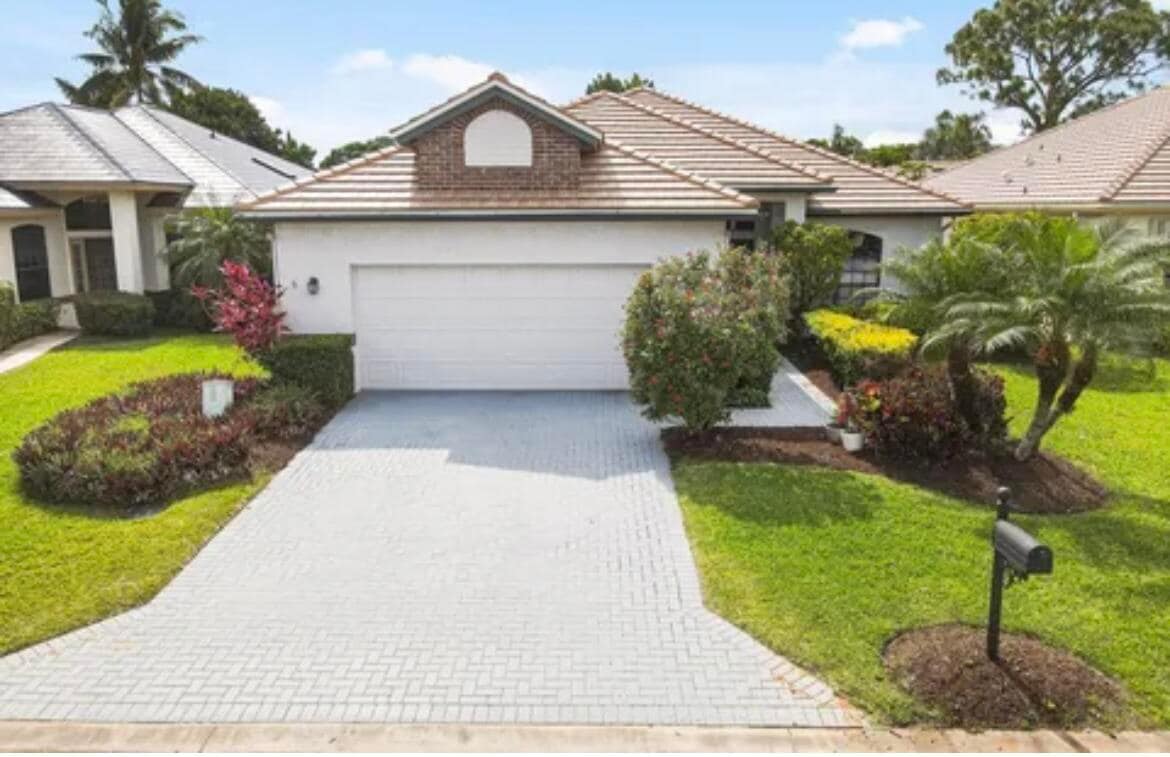 Foto principal - 434 SW Jefferson Cir