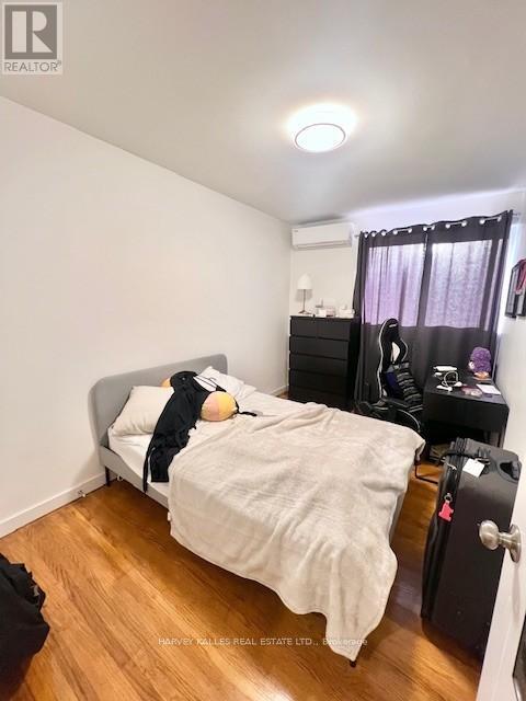 Photo du bâtiment - 266 Marlee Ave