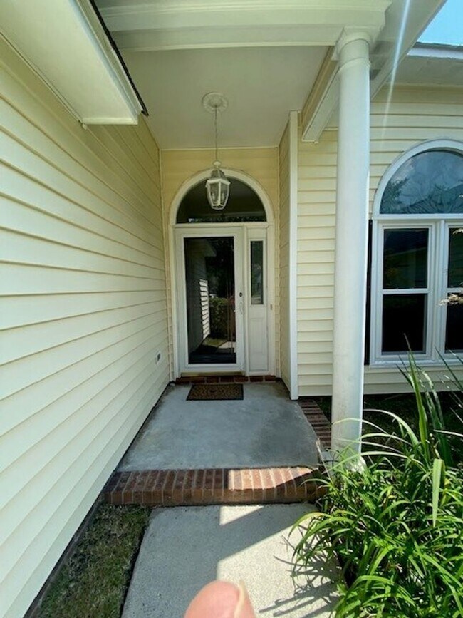Building Photo - Georgous 3 bedroom 2 bath home in Northchase